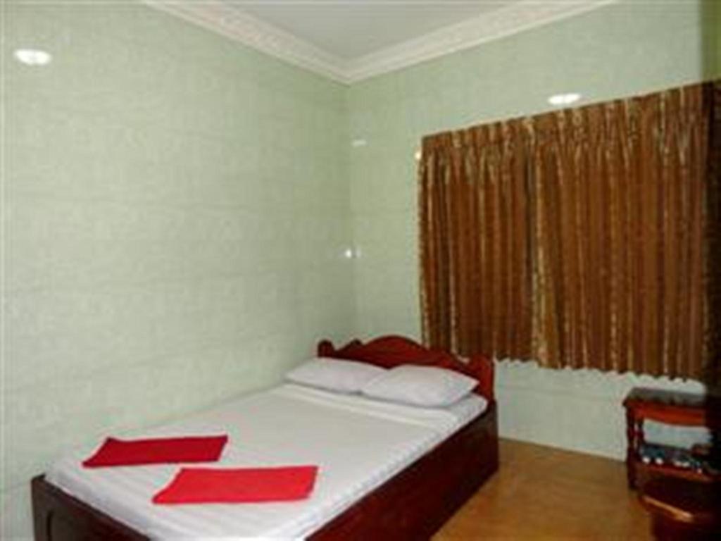 Lucky 1 Guesthouse Phnom Penh Bagian luar foto