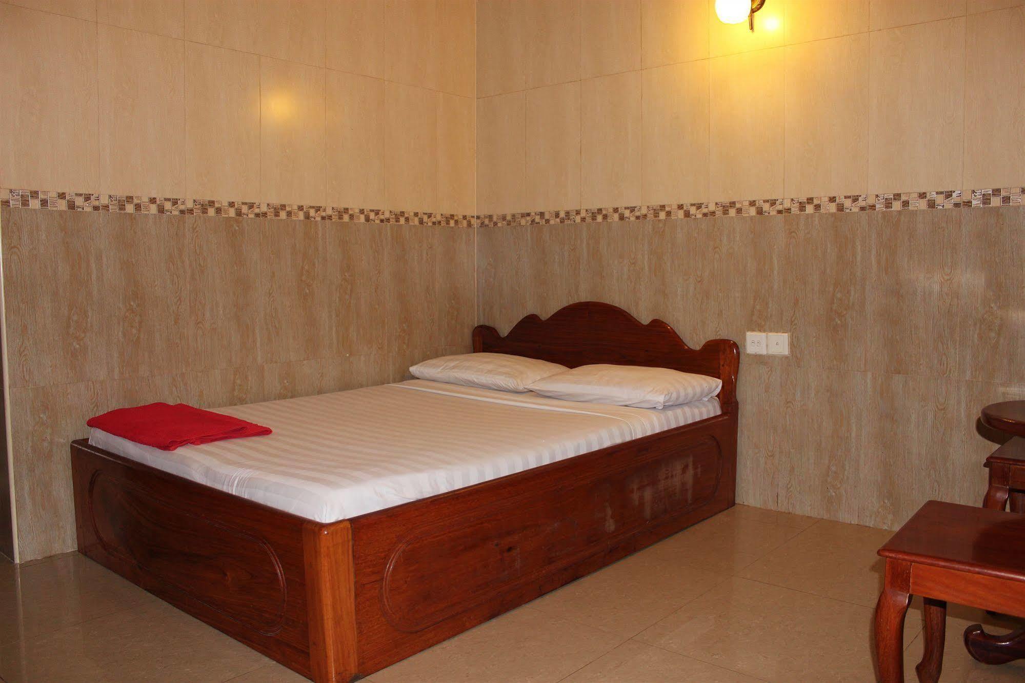 Lucky 1 Guesthouse Phnom Penh Bagian luar foto
